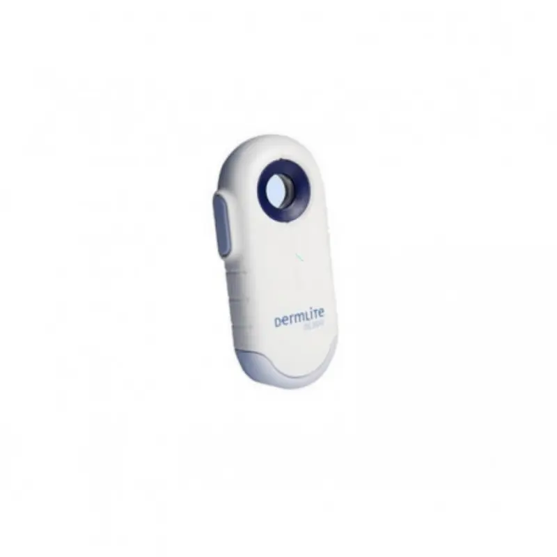 Dermatoscopio portátil Dermlite DL100 en color blanco y azul con lente de aumento rodeada por un borde oscuro sobre fondo blanco.