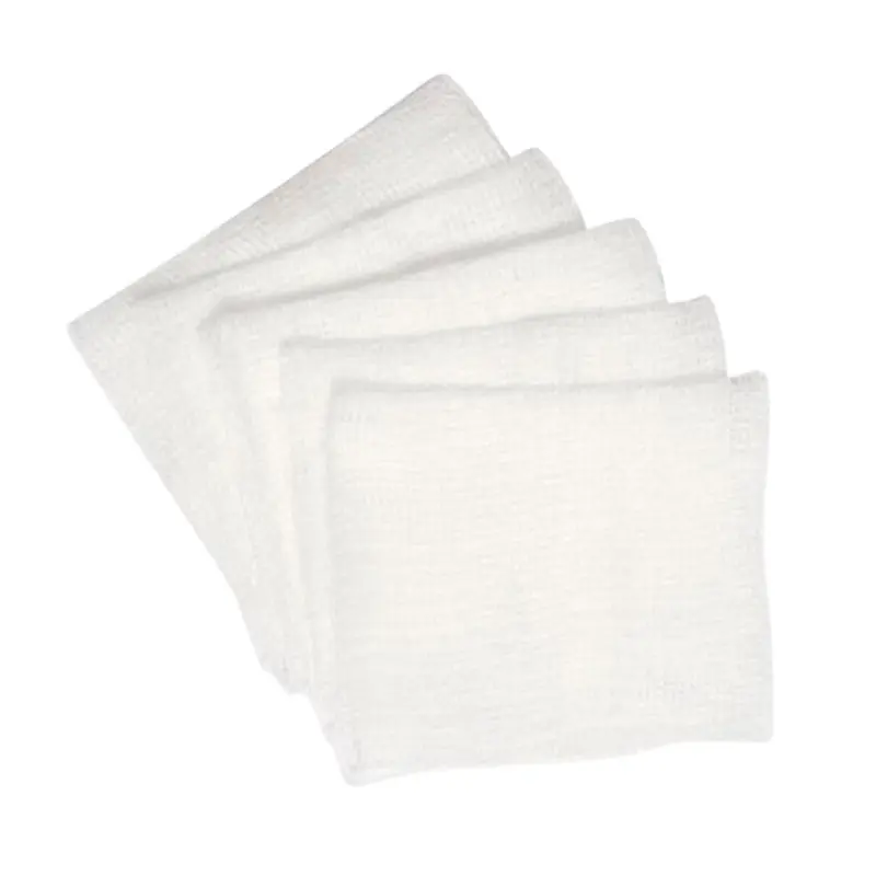 Abanico de apósitos de gasa no estéril TEXPOL de 16x25 cm con textura de 17 hilos en color blanco.