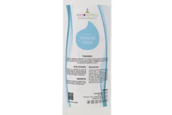 Botella de líquido para vendas frías sobre fondo blanco, utilizada en tratamientos corporales y de fisioterapia.
