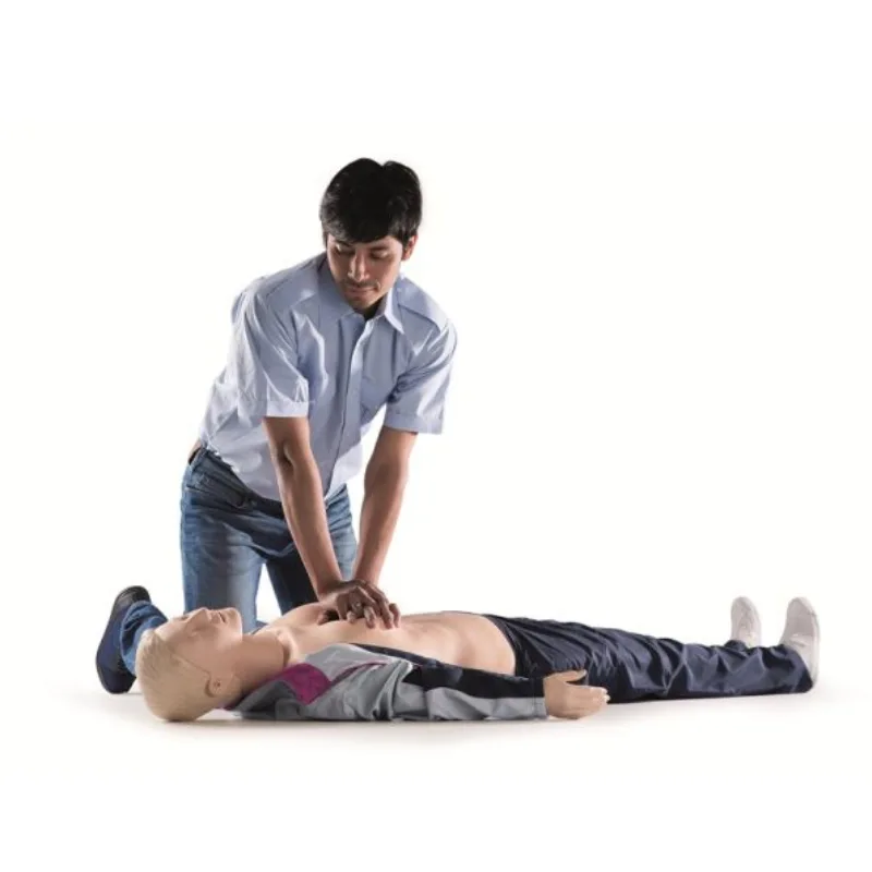Resusci Anne con QCPR de Laerdal (Cuerpo completo con maleta)