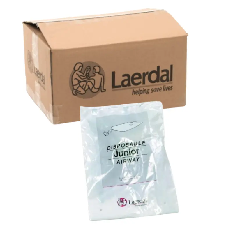 Caja de cartón de embalaje de Laerdal junto a un paquete de vías respiratorias pediátricas desechables.