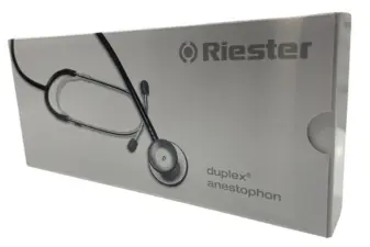 Estetoscopio Riester Duplex profesional en color negro sobre fondo blanco para auscultación clínica.